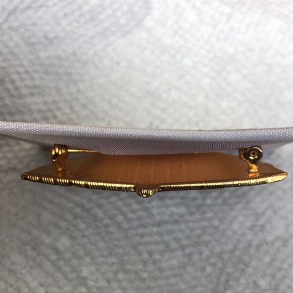 Vintage 24 karat inlaid gold brooch - Picture 6 of 10